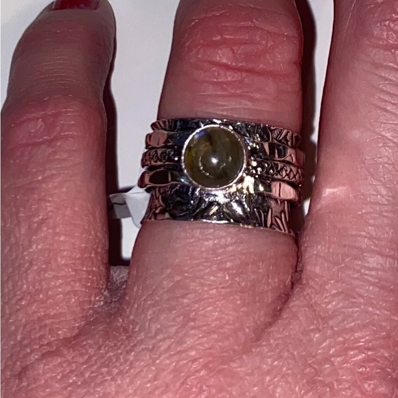 Handmade Natural Labradorite Stone Spinner Ring .925 Stamp Size: 5.5 - Picture 2 of 5
